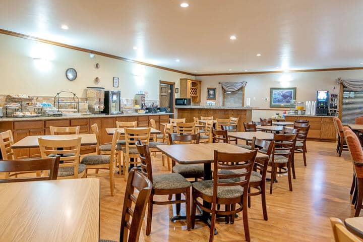 Breakfast area